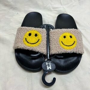 Smiley face slide slippers